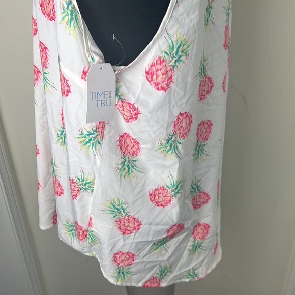 Time And Tru Two Set Casual Shorts & Tank Top - Picture 10 of 11